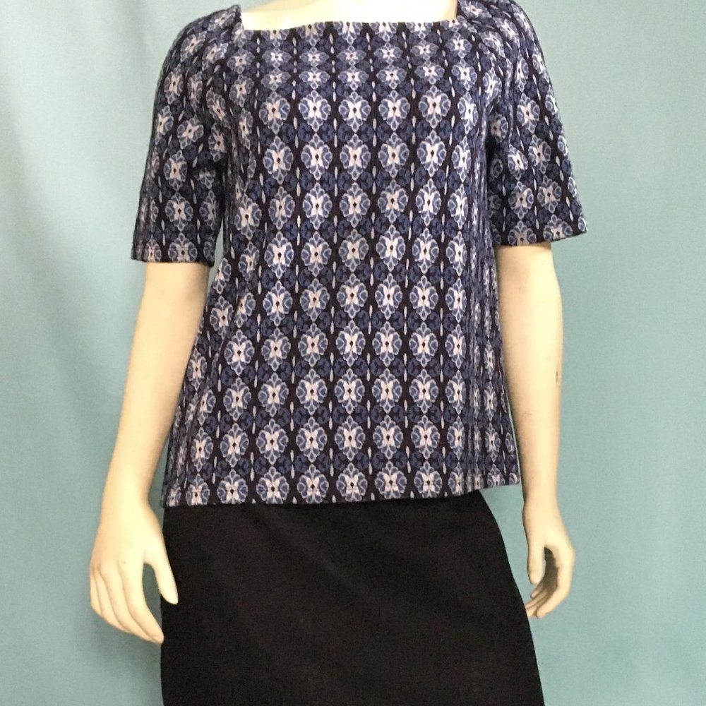 BNWT Loft top
